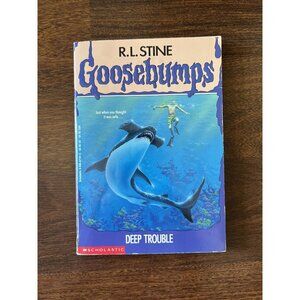Goosebumps #19 Deep Trouble by R.L. Stine 1st Scholastic Print 1994